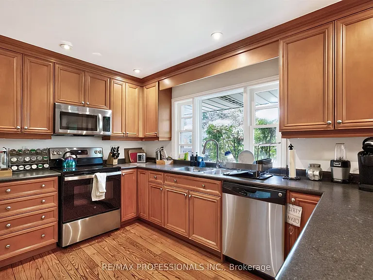 89 Valecrest Dr — Photo 12