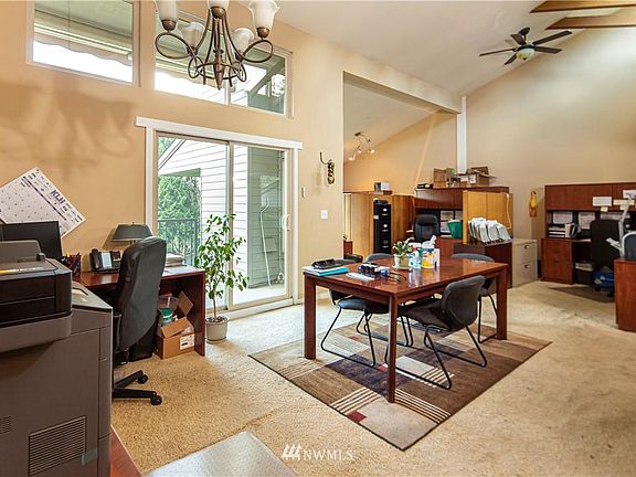 3rd image of 10012 NE 115th Ln #C-2