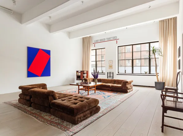 140 Perry Street image 1 of 19