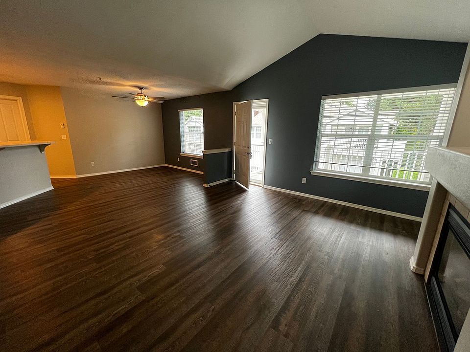 1st image of 1886 Kennedy Pl