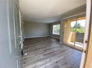 5410 Sunny Creek Rd #10-304, Carlsbad, CA 92010