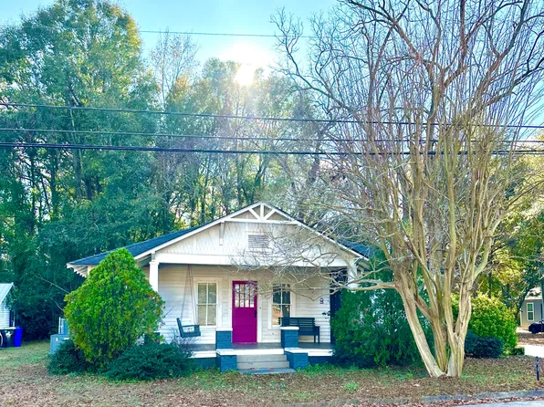 607 W King Street, Elizabethtown, NC 28337