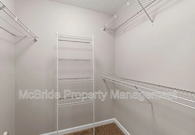 2908 Carey Ct — Photo 10