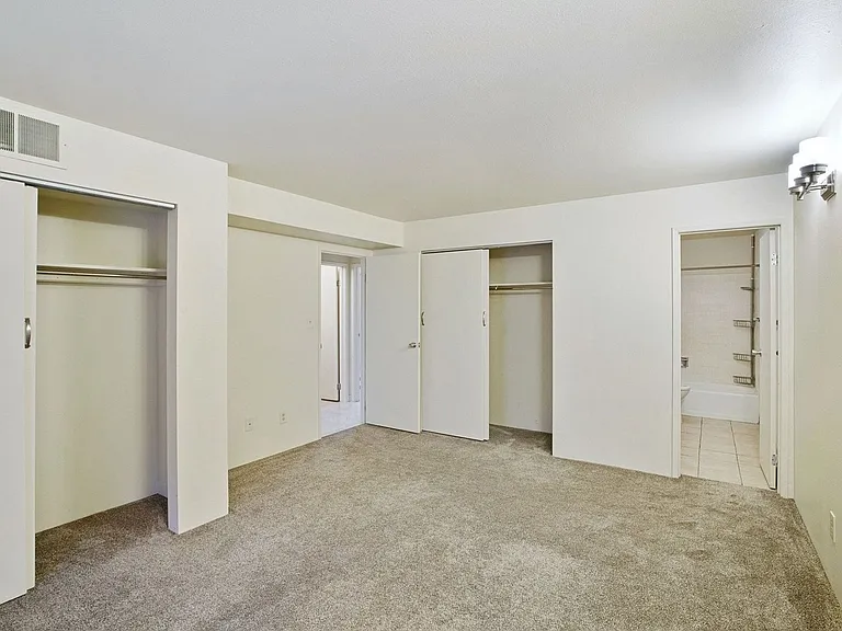 1160 S Foothill Dr #225 — Photo 14