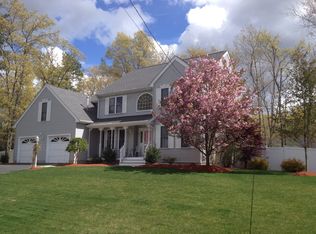 47 Farmers Ln, Attleboro, MA 02703