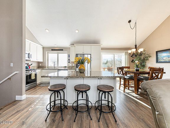 3rd image of 15175 Western Springs Dr