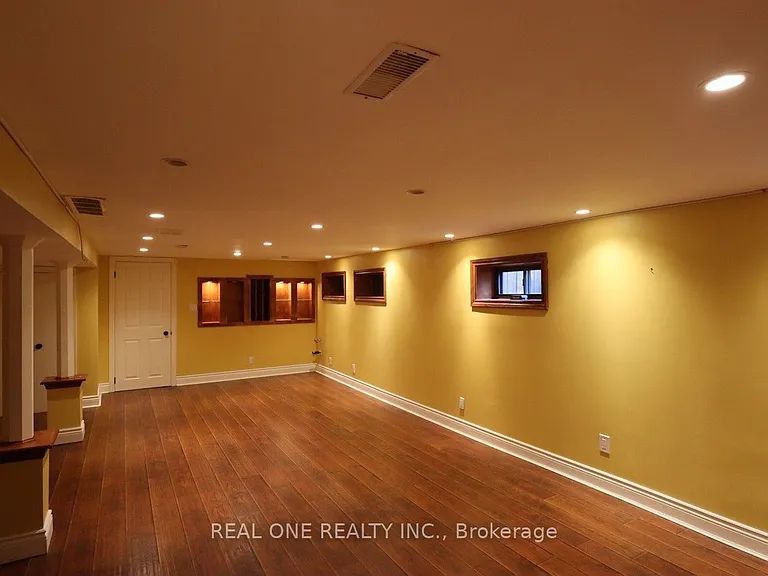 130 Mayfield Dr — Photo 21