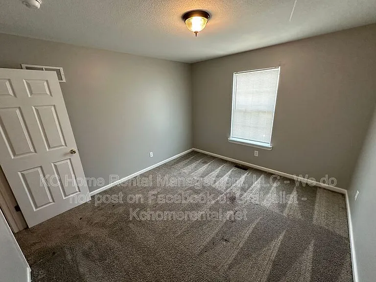 9000 NE 73rd St — Photo 21