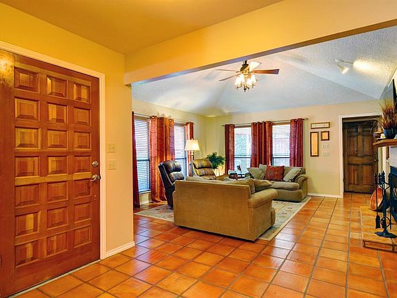 4th image of 5504 Timber Green Dr
