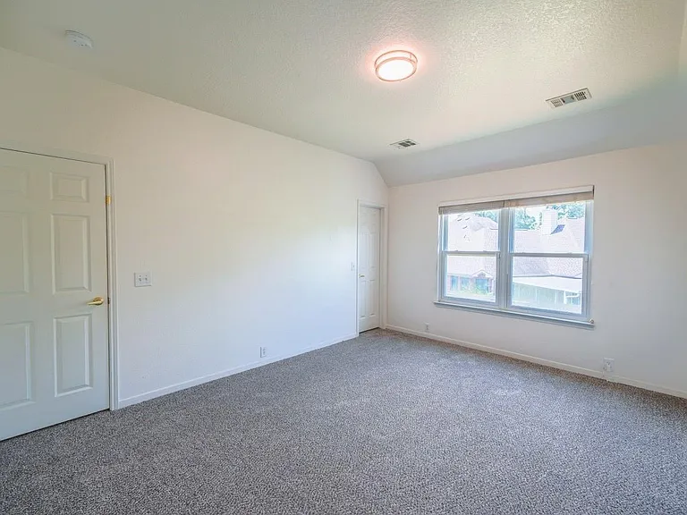 11606 Canyon Woods Dr — Photo 28