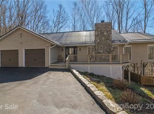 536 Wildcat Mountain Rd, Waynesville, NC 28786