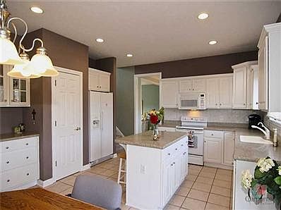 5th image of 11682 Arborhill Dr
