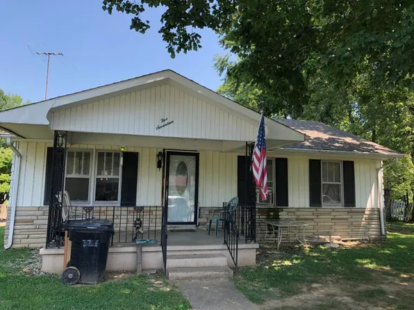 517 Brooklane St, Metropolis, IL 62960