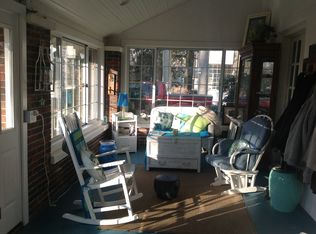 17762 Oakwood Dr, Spring Lake, MI 49456