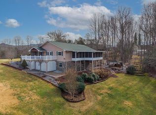 495 Golf Estates Rd, Franklin, NC 28734