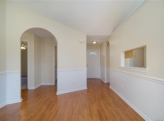 3rd image of 5517 Katherine Ct