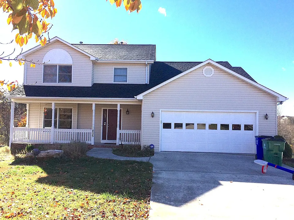 1405 Karr Ln