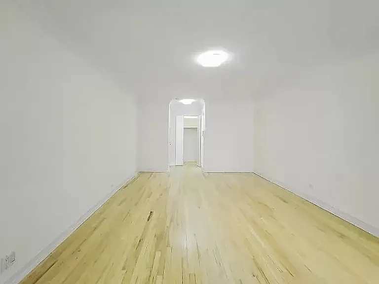 241 E 46th St #2-C — Photo 2