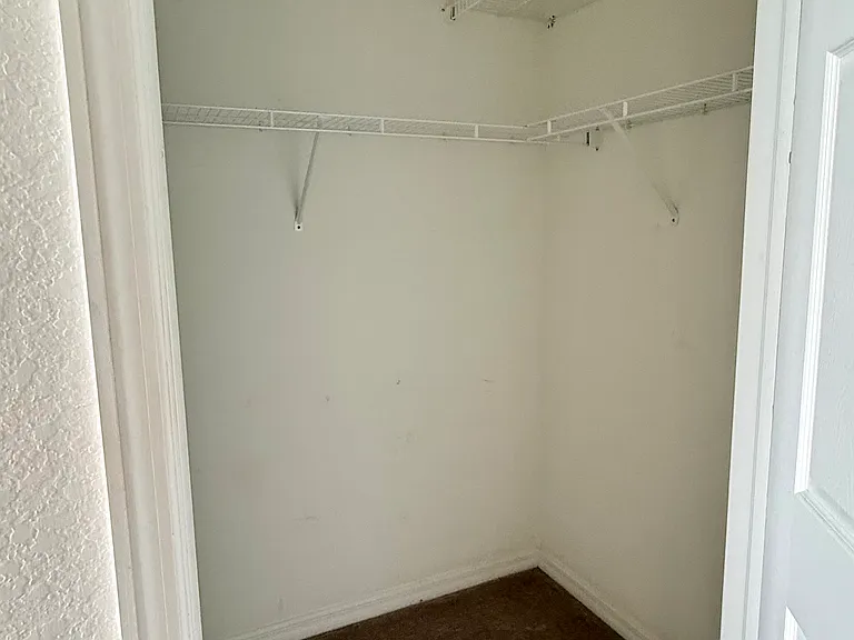 900 E Marion Ave #1202 — Photo 33