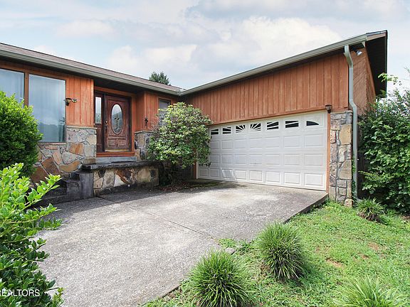 4th image of 1816 River Shores Dr