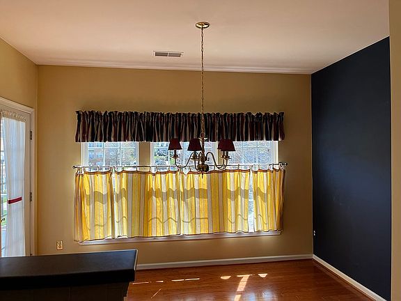 5th image of 208 Kings Crossing Cir Unit 89