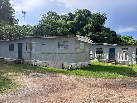 3rd image of 3938 Duhon Ln