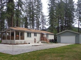 4100 Swallows Rd, Loon Lake, WA 99148