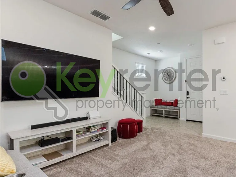 1057 Provence Village Dr — Photo 6