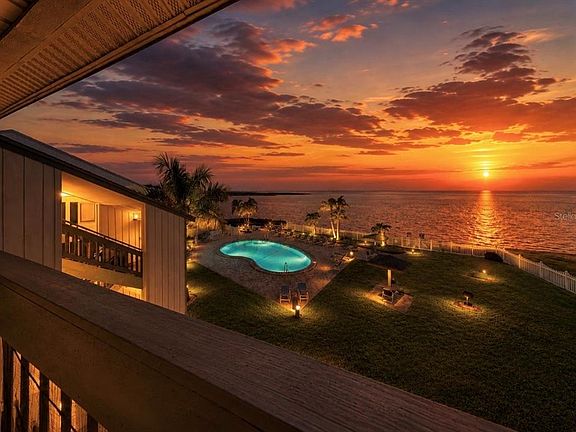 3rd image of 810 BAHIA DEL SOL DRIVE #16