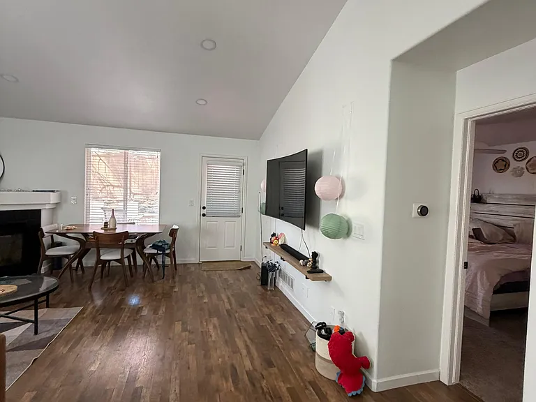 567 W 91st Dr — Photo 3
