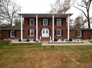 4919 Richview Rd, Mount Vernon, IL 62864