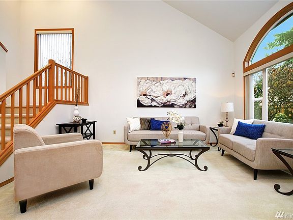 4th image of 11905 SE 198th Ct