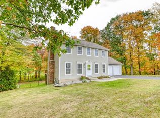99 Pine St, South Hadley, MA 01075