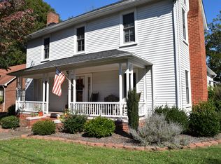 206 1st Ave N, Conover, NC 28613