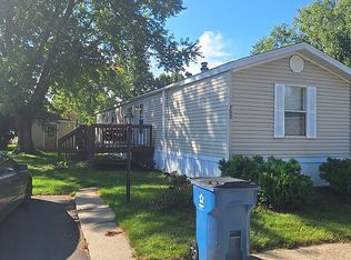 815 W Douglas Rd #152, Mishawaka, IN 46545