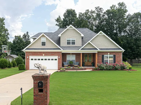 43 Faulkner Dr, Anniston, AL 36207