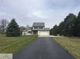 9895 E Vermontville Hwy, Dimondale, MI 48821