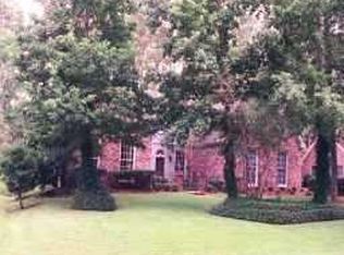 124 E Ruelle Dr, Mandeville, LA 70471