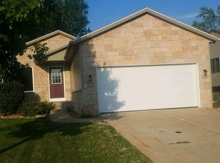 1459 Maple Ln, Nappanee, IN 46550