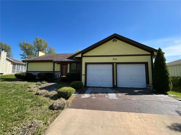 3701 E 114th Ter, Kansas City, MO 64137