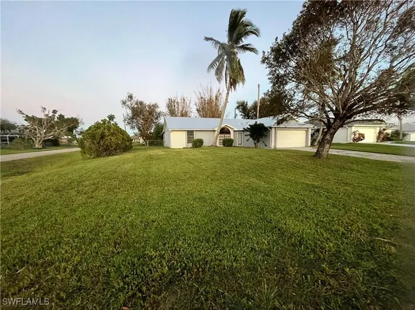 701 SW 9th Ave, Cape Coral, FL 33991