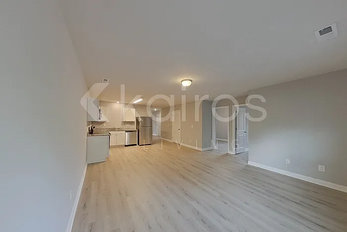 4 bed, 2.0 bath, 1209 sqft, $1,745 — Photo 3