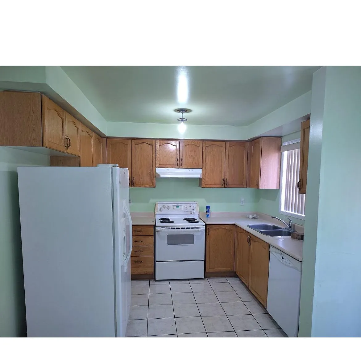 3 bed, $2,799 — Photo 3