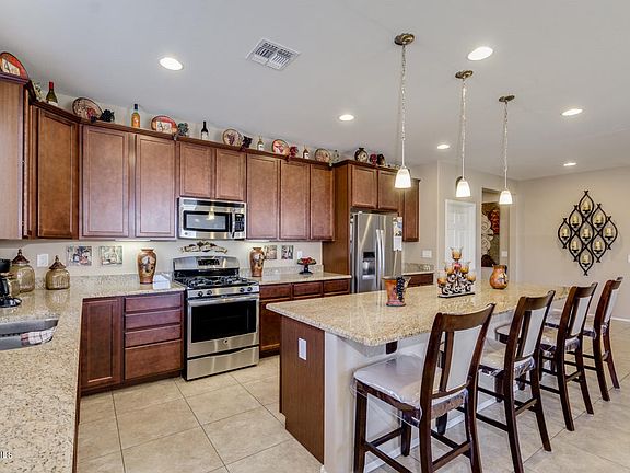 4th image of 5622 W Beth Dr