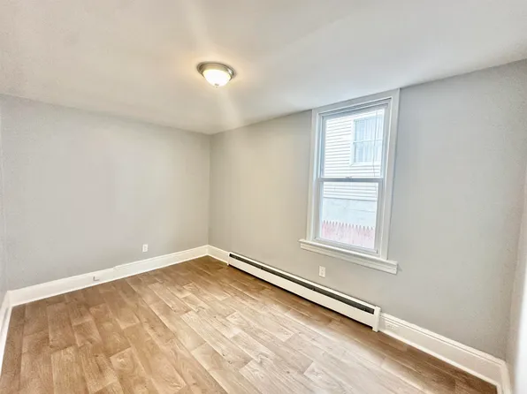 130 Grant Avenue image 8 of 18