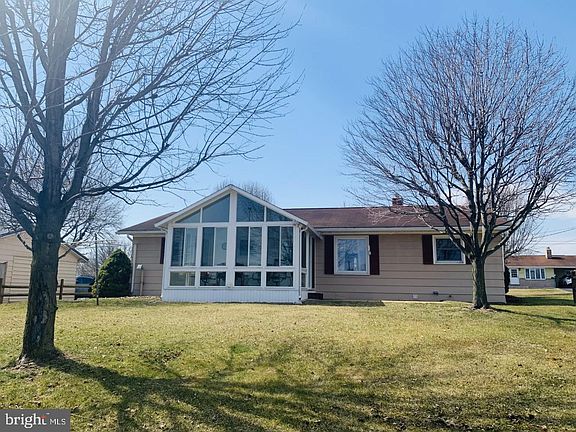 4th image of 3423 Westview Cir