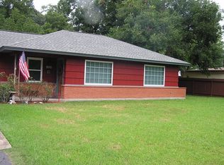 1015 Magnolia Dr, Rosenberg, TX 77471