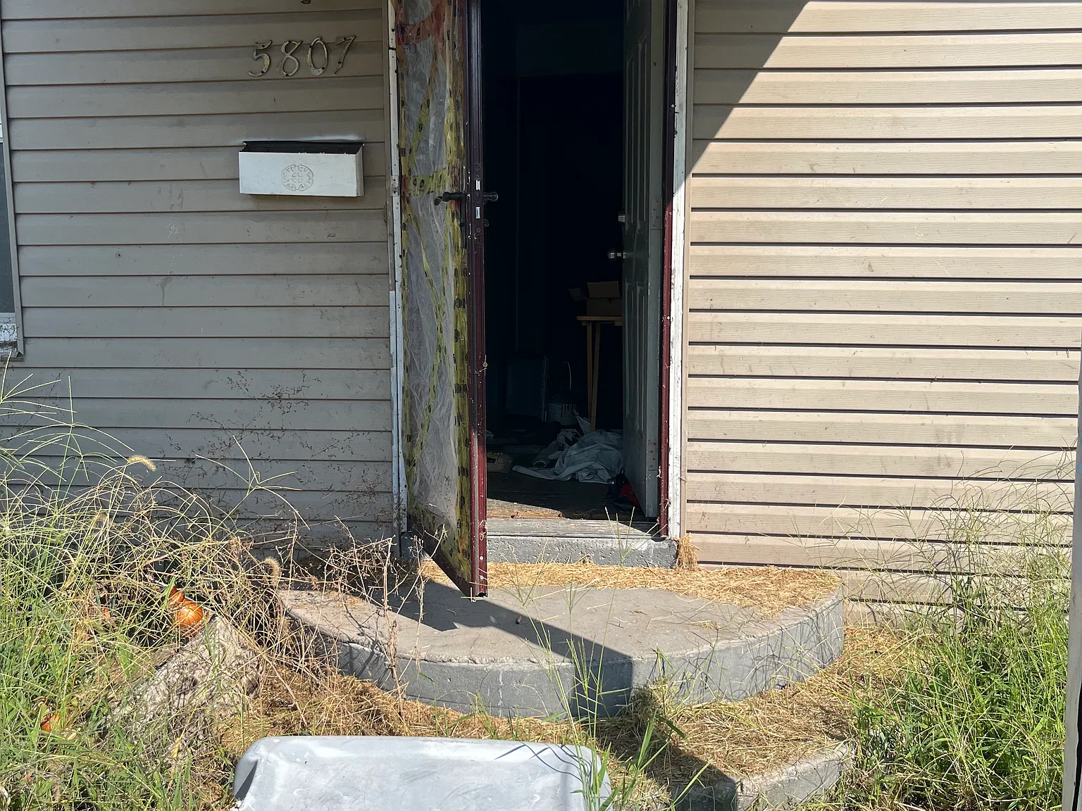 2 bed, 1120 sqft, $495 — Photo 2