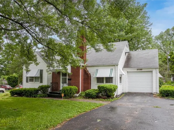 2738 S Crysler Ave, Independence, MO 64052