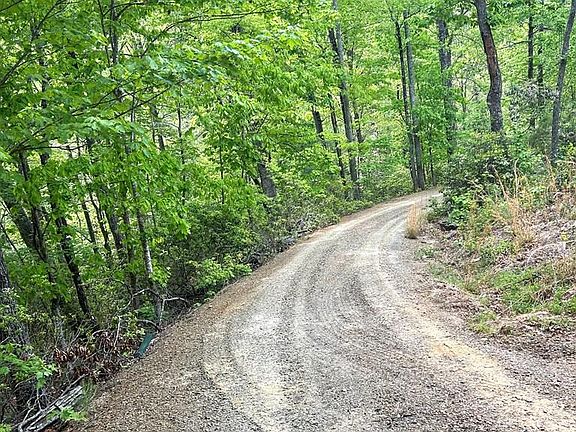 5th image of 1945 Foley Rd